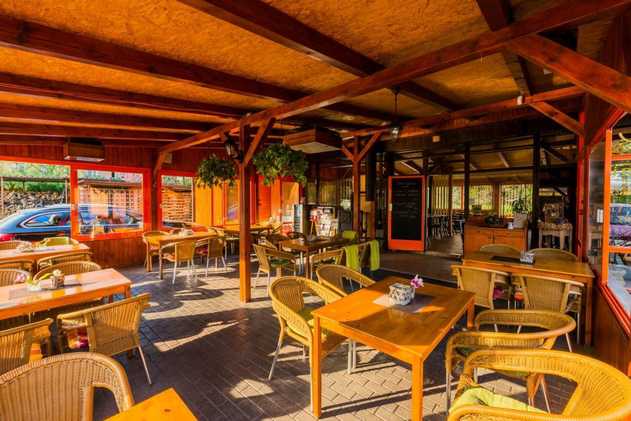 Penzion Piranha Mělník Exterior foto